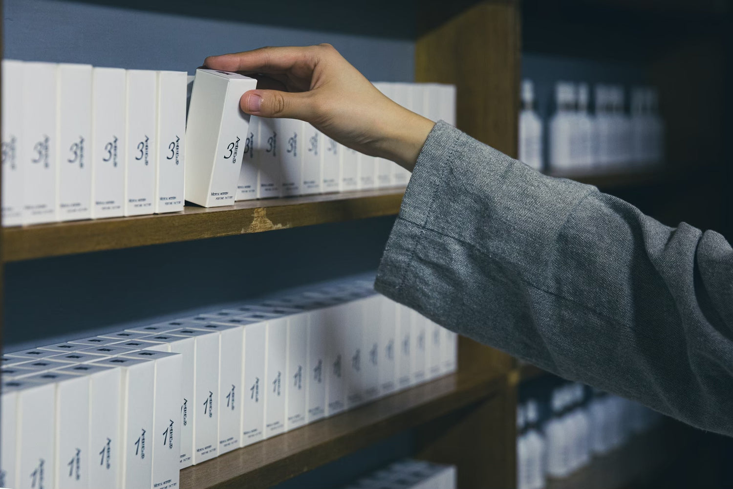 Medical Modern Perfume Factory (メディカル モダン パフューム ファクトリー) | 化粧品 医薬部外品 製品製造 小ロットから大ロット 製造可能 OEM ODM メーカー 高品質 SGS ヴィーガン  オーガニック 認証 